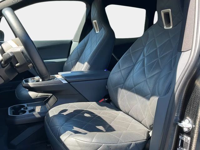 BMW iX xDrive50