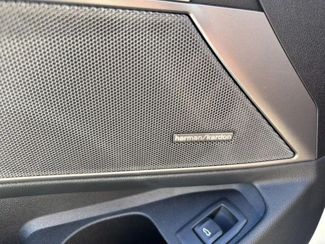 BMW 330 330i M-Sport Sedan