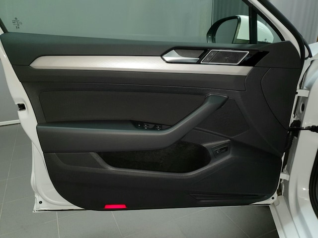 Volkswagen Passat 2.0 TDI Business DSG Variant