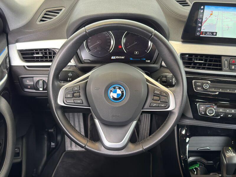 BMW X2 xDrive25e