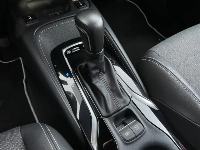 Toyota Corolla Hybride Team D