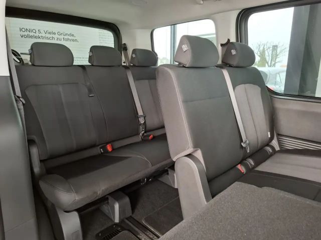 Hyundai Staria Trend