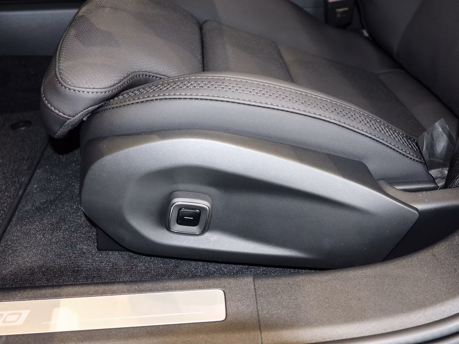 Volvo ES90 Extended range Single motor Ultra