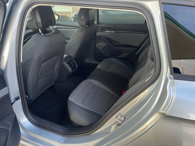 Skoda Superb 2.0 TDI Combi Selection