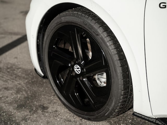 Volkswagen ID.3 210 kW IQLight Kam. Navi 360 ACC