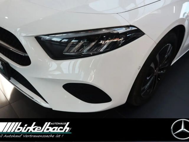 Mercedes-Benz A 200 Progressive