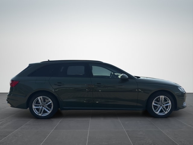 Audi A4 30 TDI Avant S-Tronic