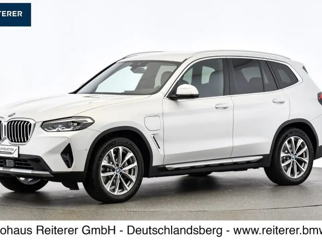 BMW X3 xDrive30e