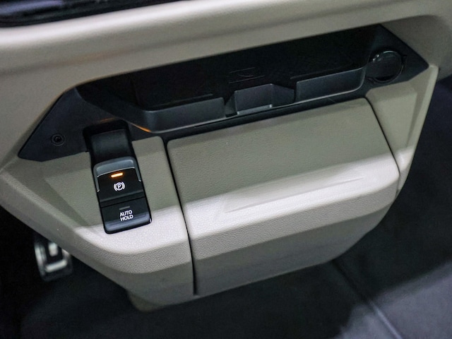 Volkswagen Multivan 2.0 TDI Lang T7