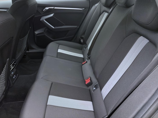 Audi A3 35 TFSI S-Tronic Sedan