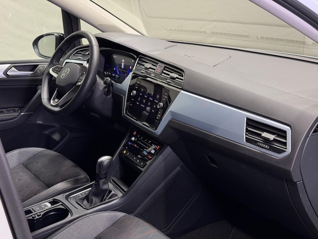 Volkswagen Touran 2.0 TDI DSG IQ.Drive