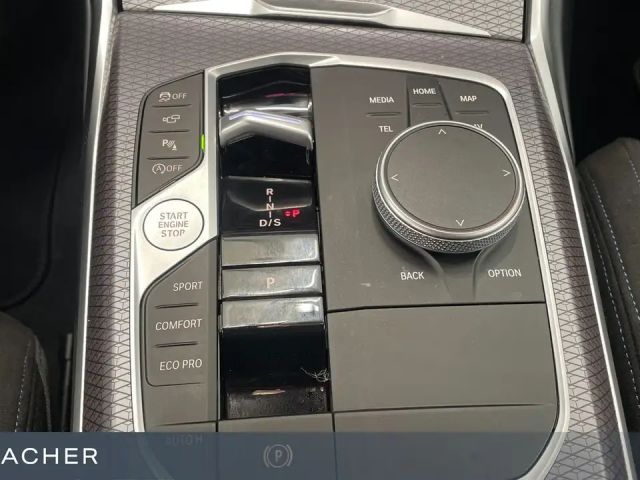 BMW 330 330i M-Sport Touring xDrive