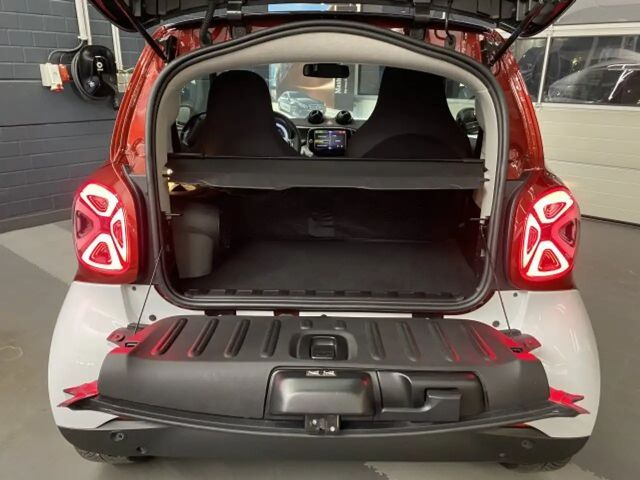 Smart EQ fortwo JBL