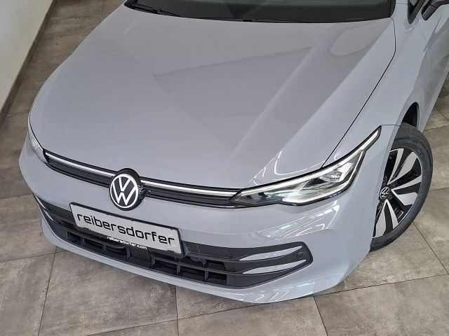 Volkswagen Golf Business DSG Variant