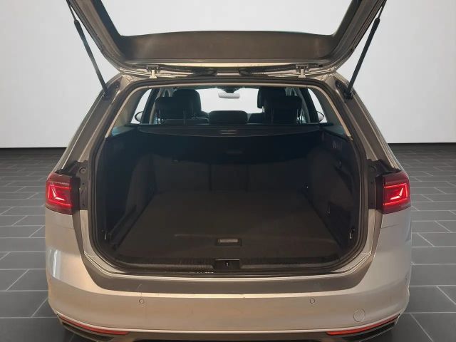 Volkswagen Passat 1.5 TSI Business DSG Variant