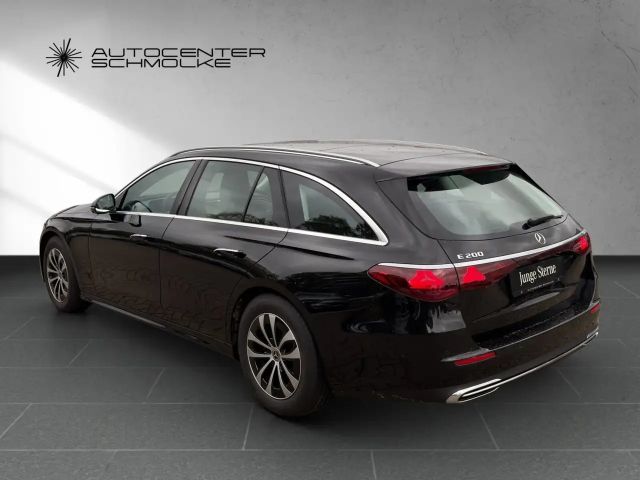 Mercedes-Benz E 200 AVANTGARDE Estate