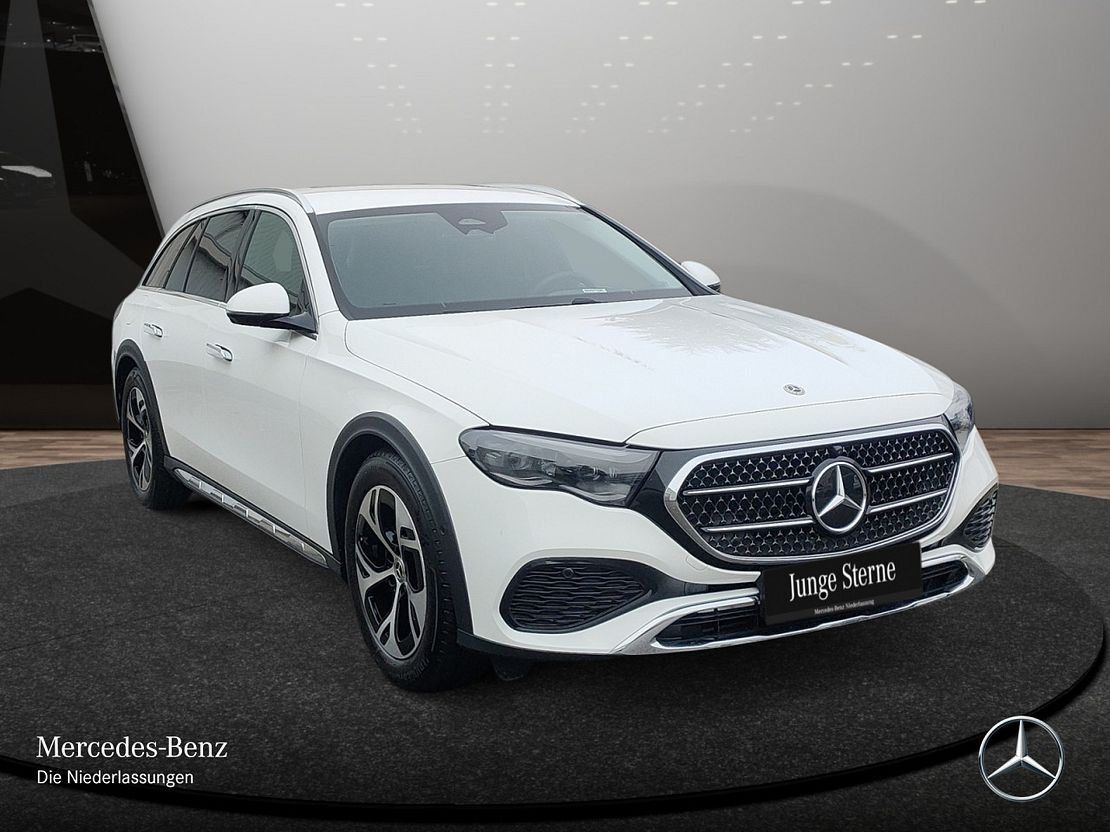 Mercedes-Benz E 220 4MATIC E 220 d Estate