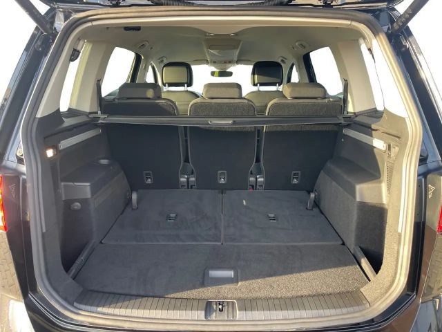 Volkswagen Touran DSG Highline