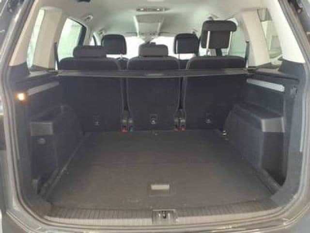 Volkswagen Touran 1.5 TSI DSG R-Line