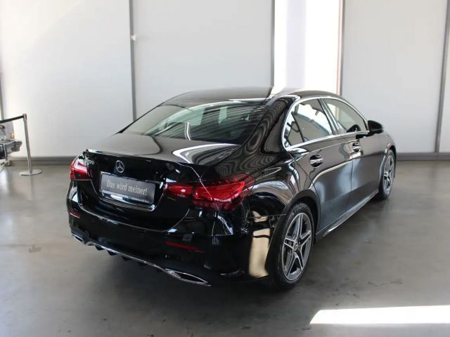 Mercedes-Benz A 200 AMG Line