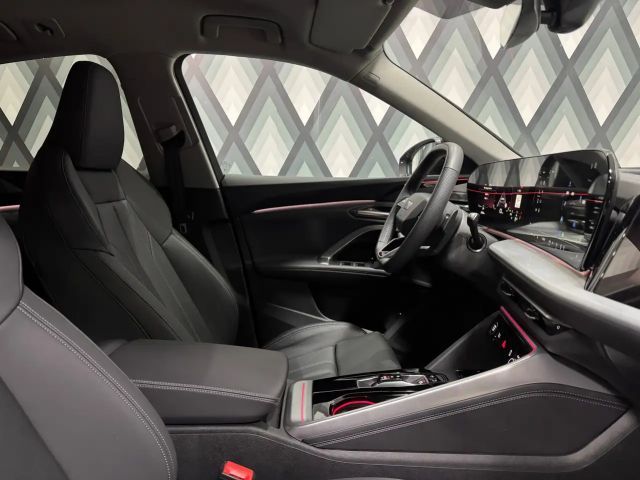 Audi Q5 40 TDI Quattro S-Line Sportback