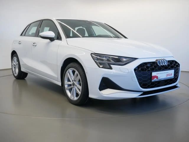 Audi A3 30 TFSI Sedan Sportback