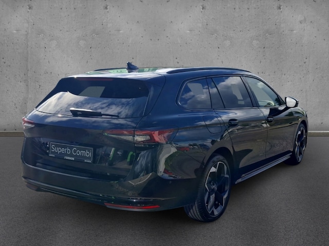 Skoda Superb 2.0 TDI Combi Sportline