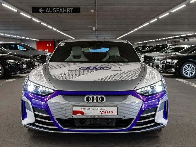 Audi RS e-tron GT ice race edition 1/99 Keramik Laser