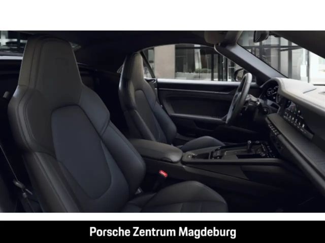 Porsche 992 Cabrio Carrera GTS