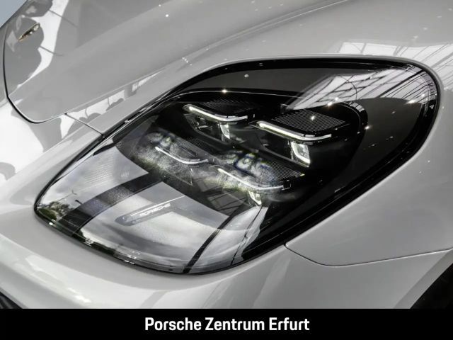 Porsche Panamera 4 E-Hybrid