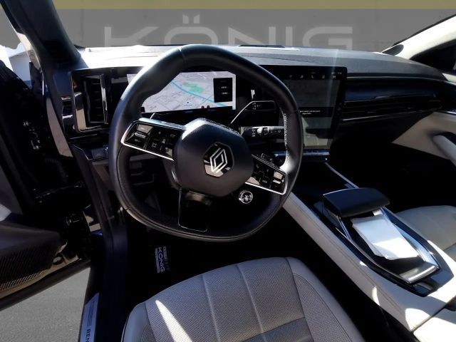 Renault Espace E-Tech Hybrid Iconic