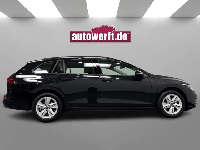 Volkswagen Golf 1.5 TSI DSG Life Variant