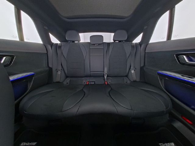 Mercedes-Benz EQE 350 4MATIC Sedan