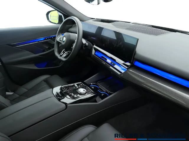 BMW 520 520d M-Sport Sedan xDrive