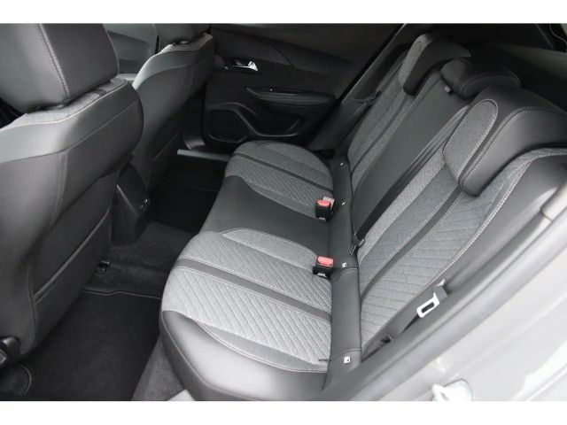 Peugeot 2008 Allure Pack EAT8