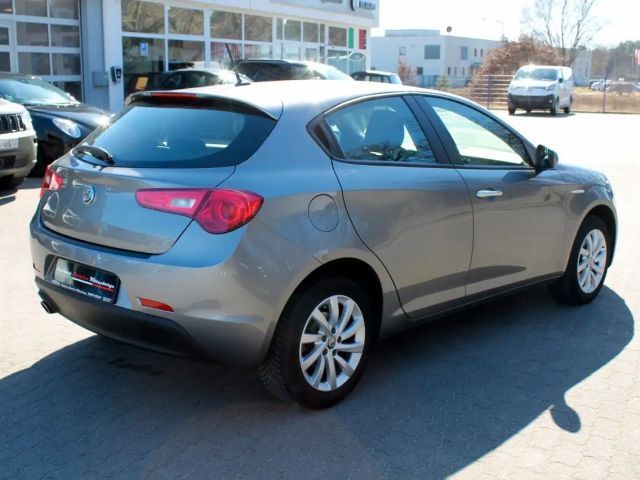 Alfa Romeo Giulietta 1.4 120 PS Navi, DAB, Allwetter
