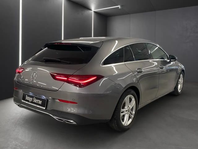 Mercedes-Benz CLA 180 Progressive