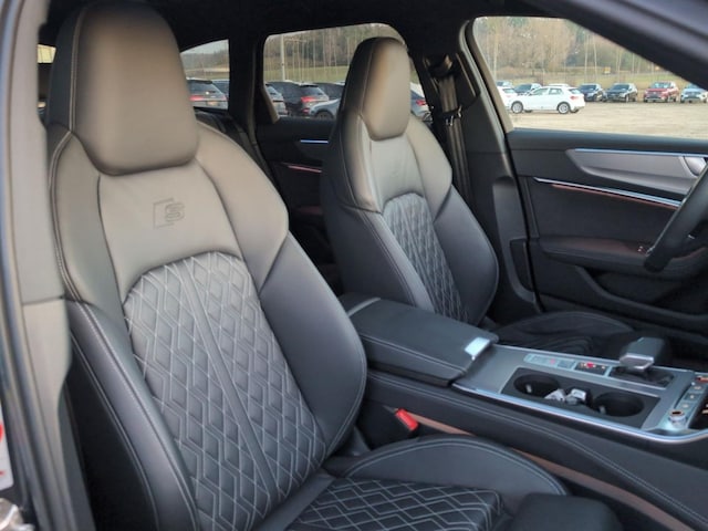 Audi S6 Avant Quattro