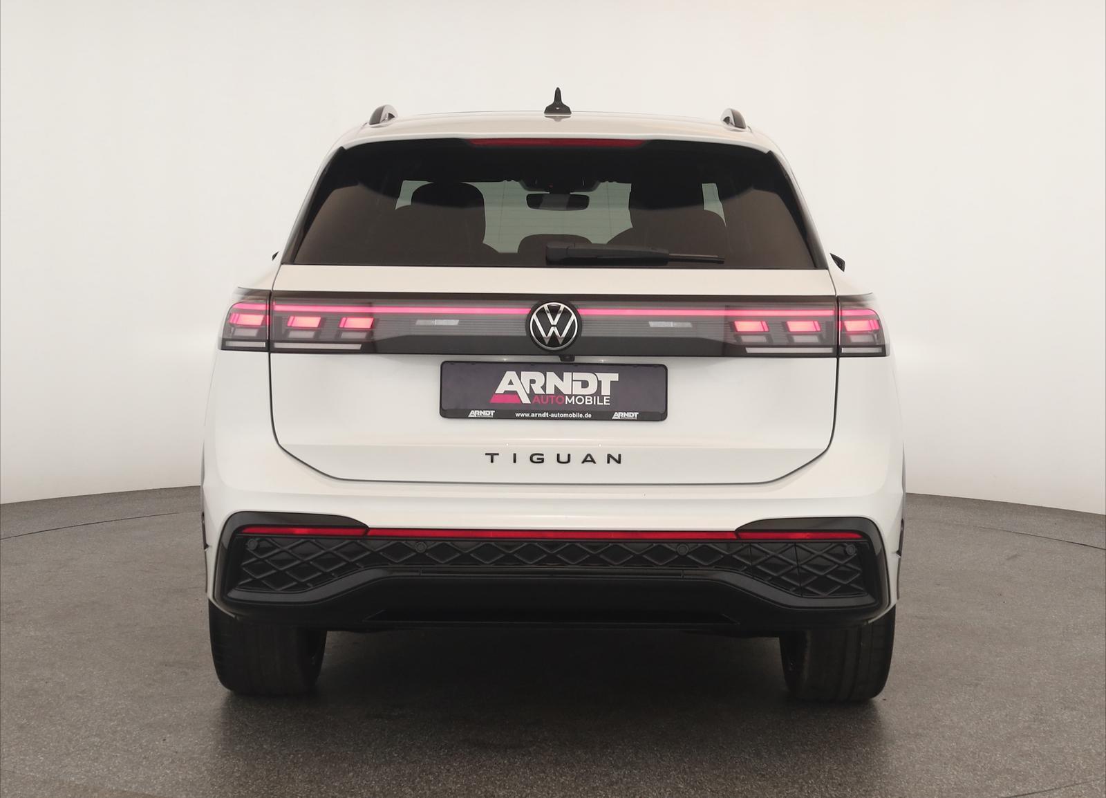 Volkswagen Tiguan 2.0 TSI DSG IQ.Drive R-Line