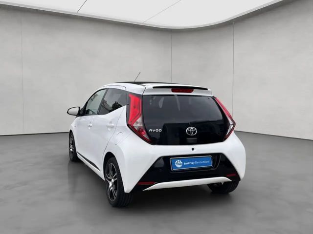 Toyota Aygo X Hatchback Play Team D X-play
