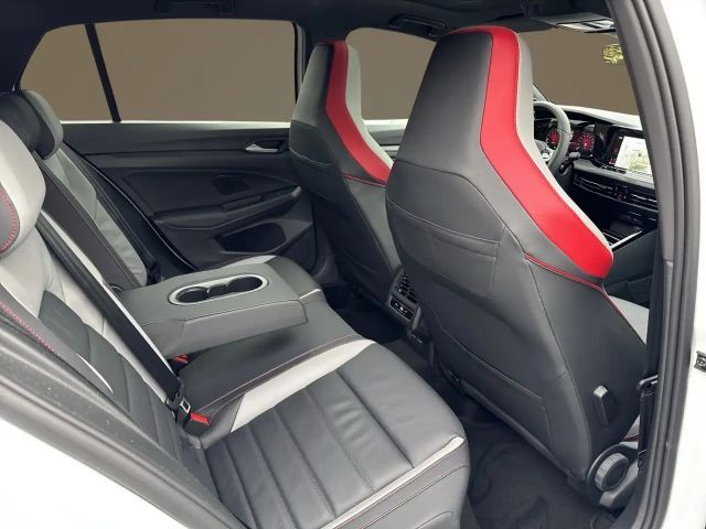 Volkswagen Golf DSG GTI