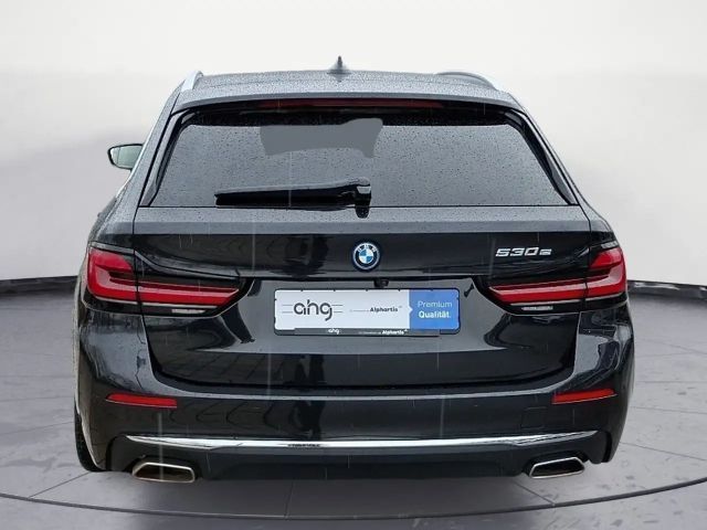 BMW 530 530e Luxury Line Touring