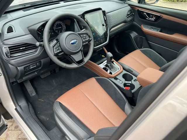 Subaru Forester 2.0 Platinum MJ 25