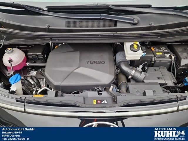 Hyundai Staria Trend