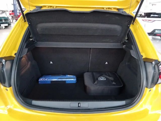 Peugeot E-208 Active Pack