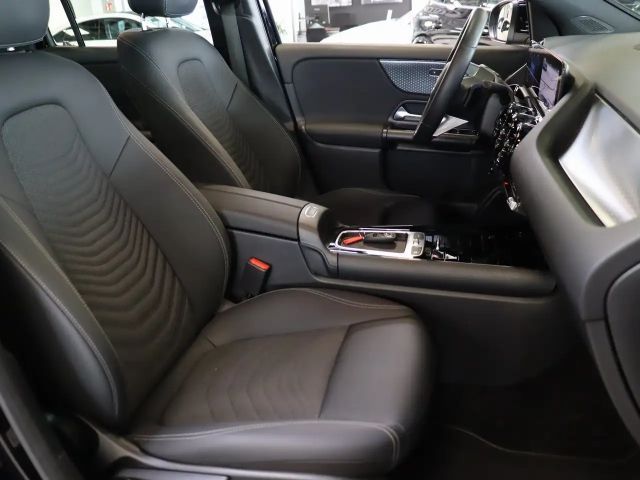 Mercedes-Benz GLA 180 GLA 180 d