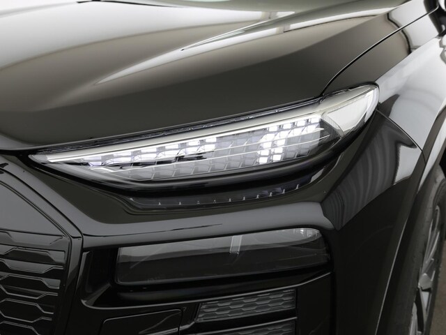 Audi Q6 e-tron SUV e-tron Audi Q6 SUV e-tron