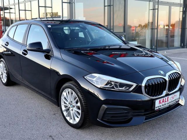 BMW 118 118i Sedan