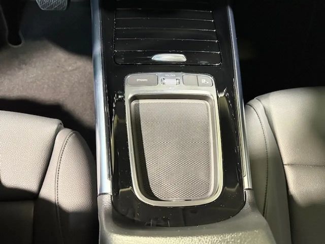 Mercedes-Benz GLA 220 4MATIC Progressive