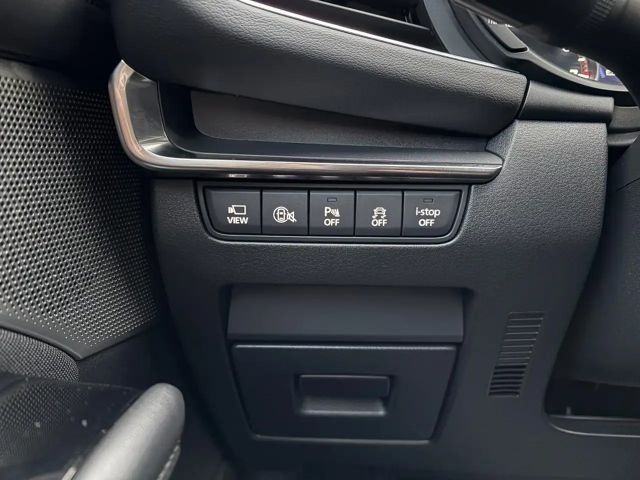 Mazda 3 Exclusive-line